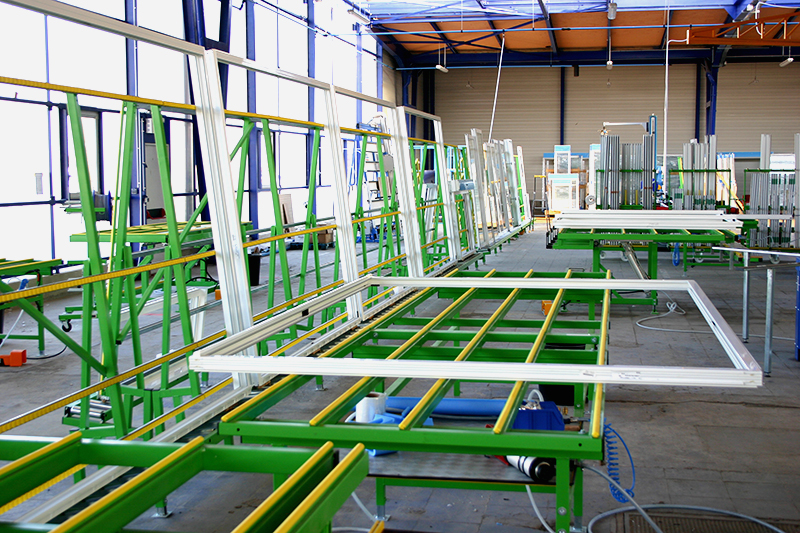 vitrage dans les locaux d'alutil